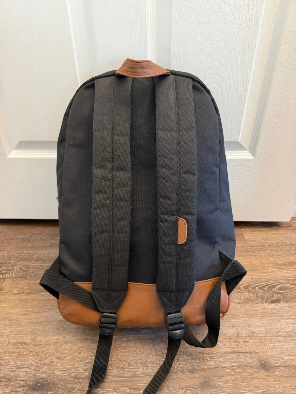 Herschel Supply Company Black and Tan Classic Backpack, Unisex, All Ages, XL